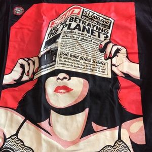 OBEY Global Warning Men’s L Tee